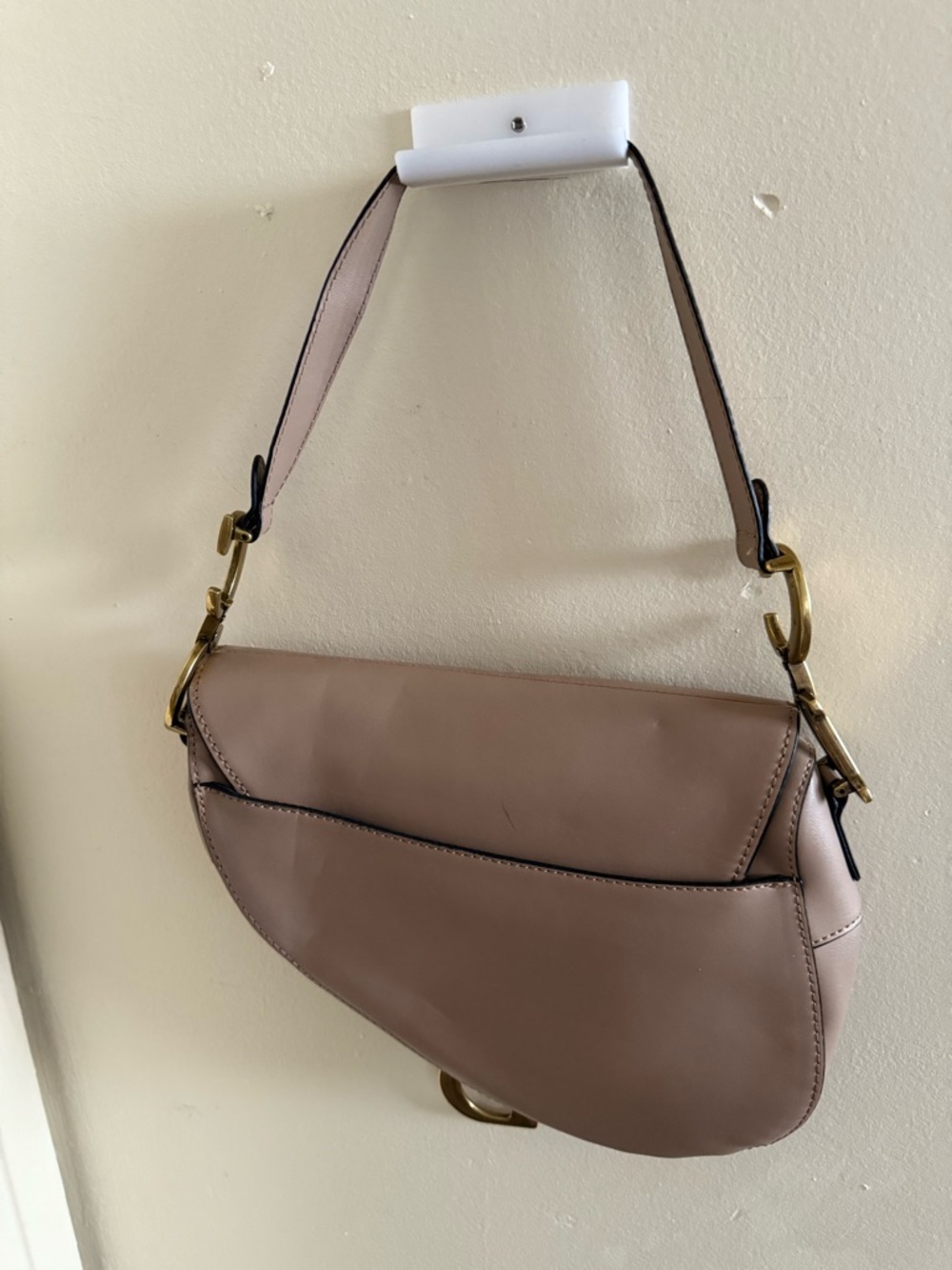 Women’s Saddle Shoulder Bag in Taupe with Gold Hardware - Picture 2 of 4